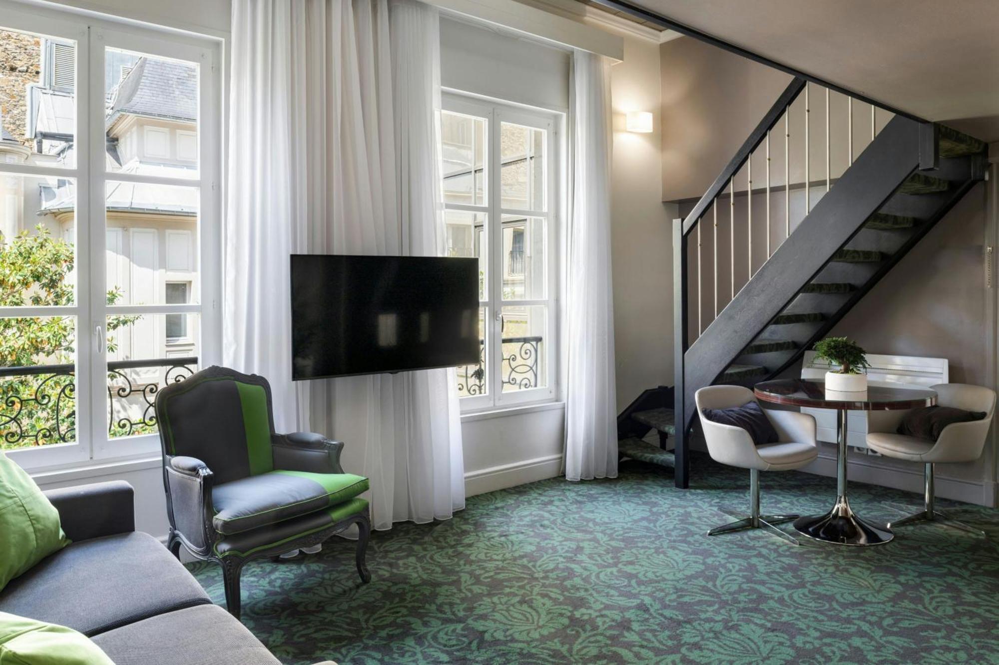 Renaissance Paris Nobel Tour Eiffel Hotel Exterior photo